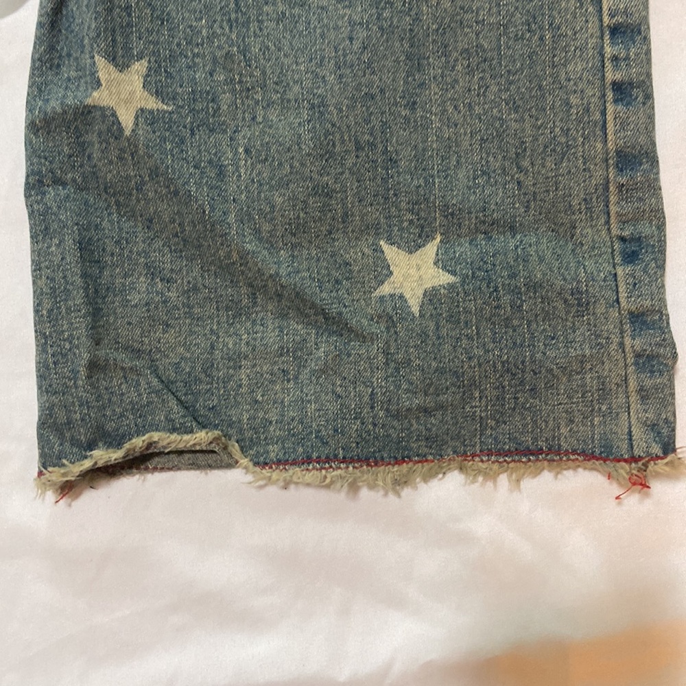 Patriotic Stars and Stripes jeans. Guess size 31 - Picture 7 of 8